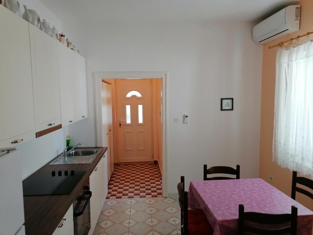 Apartmani Rija 3 Pag Town Eksteriør billede