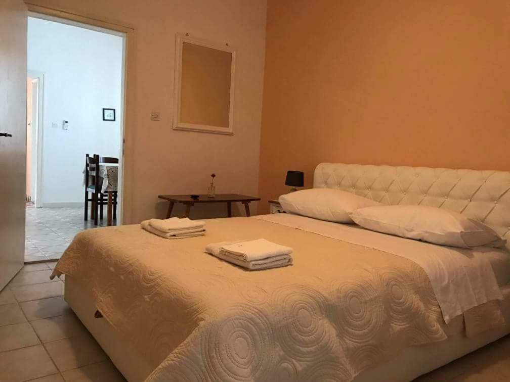 Apartmani Rija 3 Pag Town Eksteriør billede